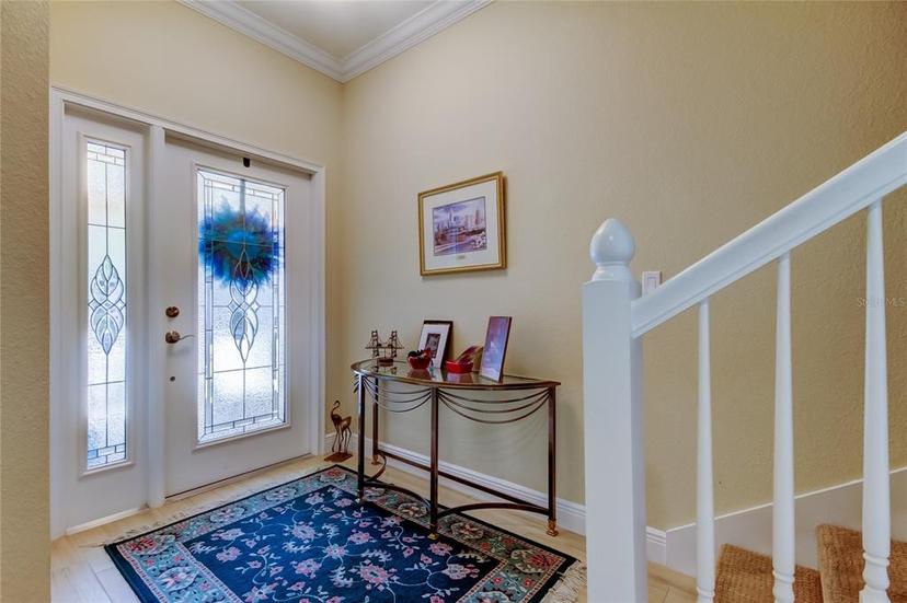 Picture of 757 Date Palm Lane, St Petersburg FL 33707
