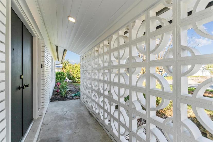 Picture of 8704 Thornwood Lane, Tampa FL 33615