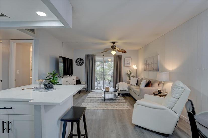 Picture of 1546 Pleasant Road Unit J1, Bradenton FL 34207
