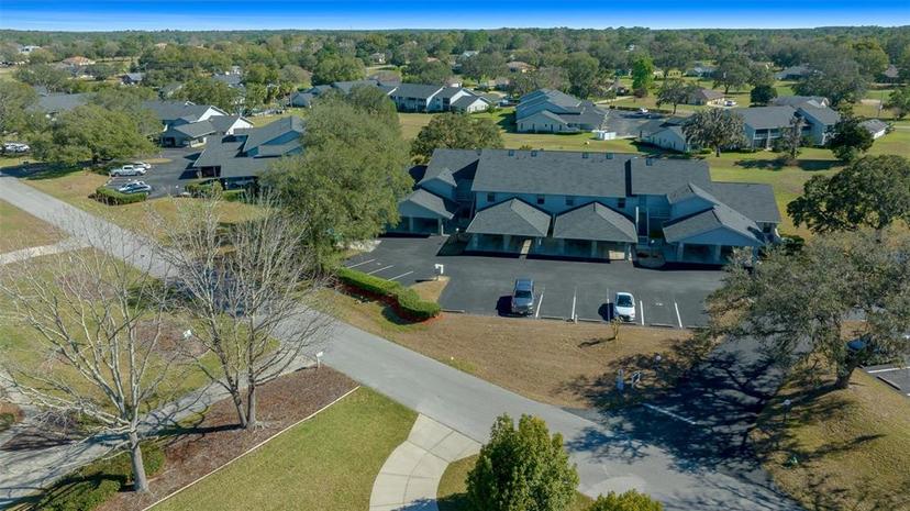 Picture of 636 E Gilchrist Court Unit 6A, Hernando FL 34442