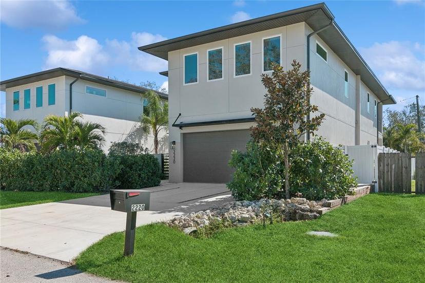 Picture of 2220 Pine Terrace, Sarasota FL 34231