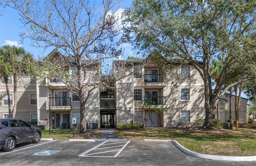 Picture of 1948 Lake Atriums Circle Unit 129, Orlando, FL 32839