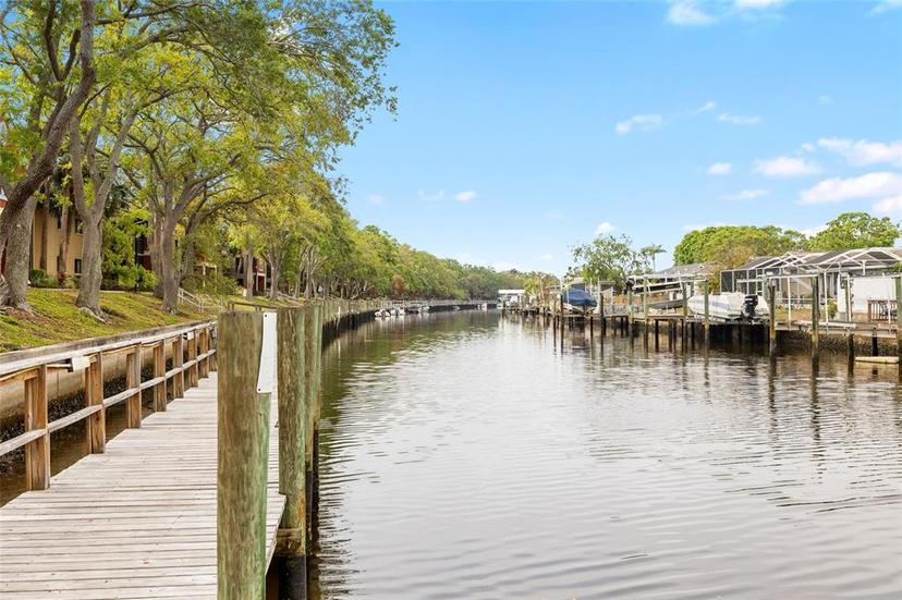 Picture of 5618 Baywater Drive Unit 5618, Tampa FL 33615