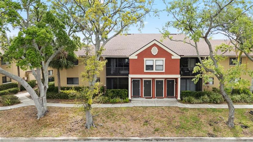 Picture of 5618 Baywater Drive Unit 5618, Tampa FL 33615