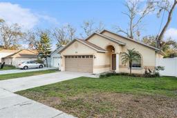 Picture of 918 W Knollwood Street, Tampa, FL 33604