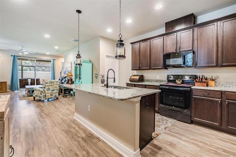 Picture of 450 Harbor Springs Drive, Palm Harbor FL 34683