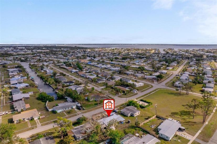 Picture of 450 Dalton Boulevard, Port Charlotte FL 33952