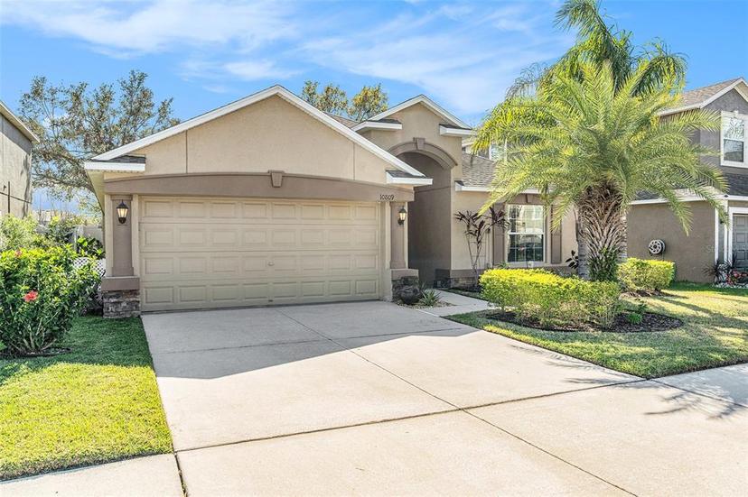 Picture of 10809 River Hawk Lane, Riverview FL 33569