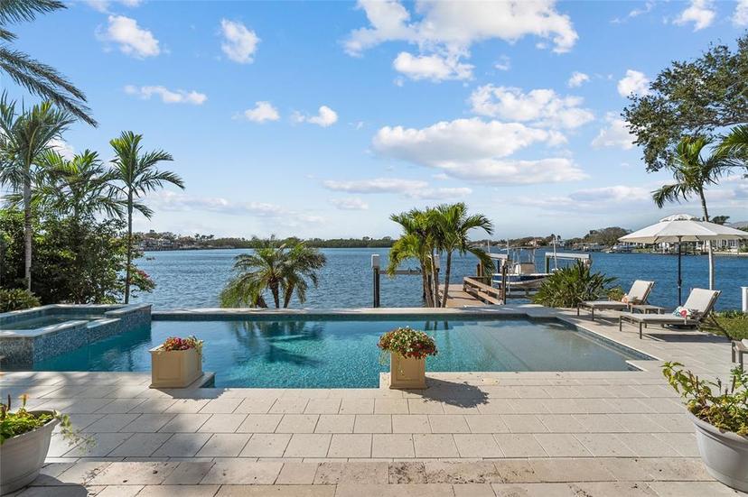 Picture of 1100 Cordova Boulevard Ne, St Petersburg FL 33704