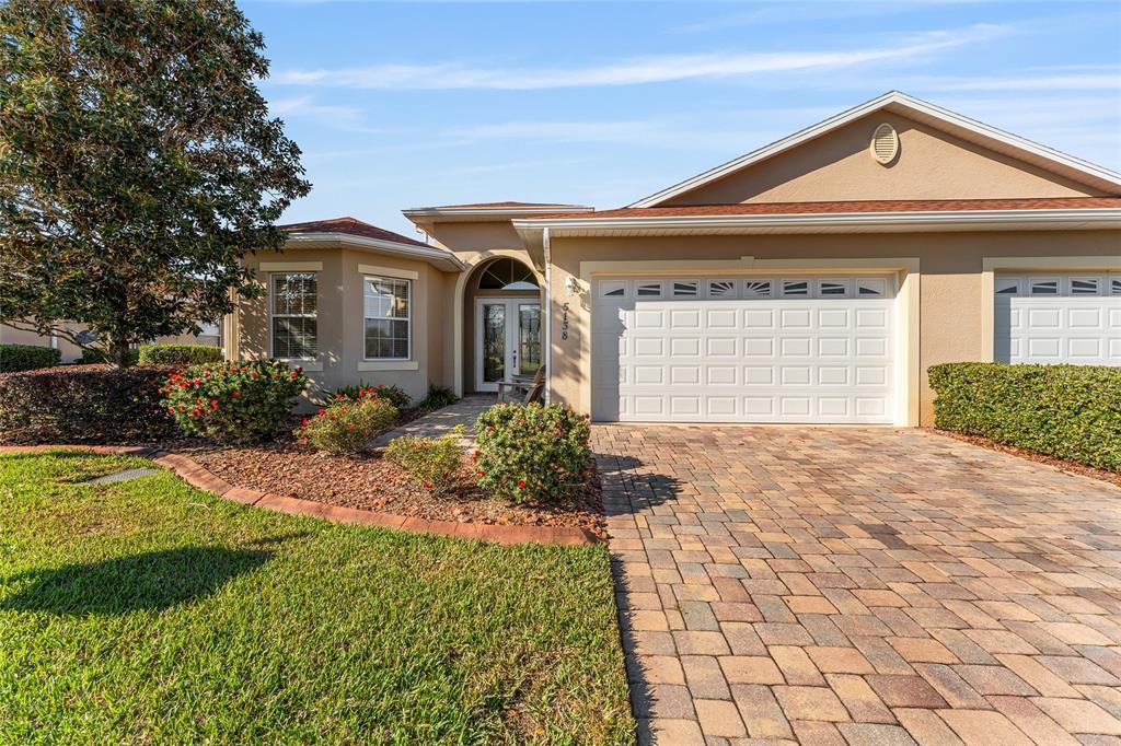 Picture of 5138 Neptune Circle, Oxford, FL 34484