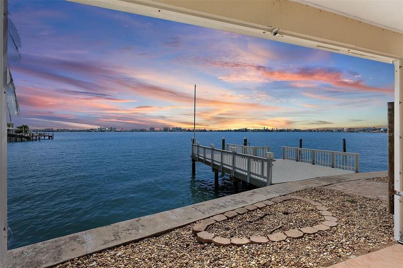 Picture of 672 Boca Ciega Point Boulevard N, St Petersburg FL 33708