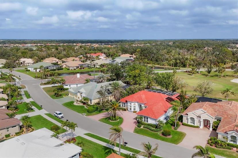 Picture of 945 Chickadee Drive, Venice FL 34285