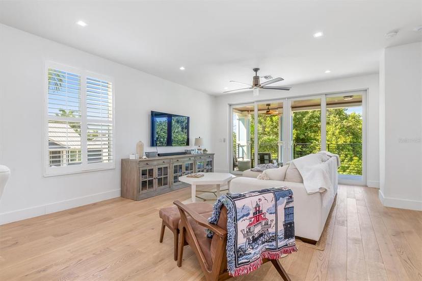 Picture of 950 W Olympia Avenue, Punta Gorda FL 33950