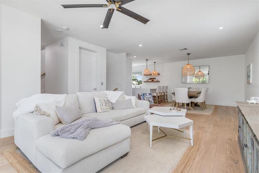 Picture of 950 W Olympia Avenue, Punta Gorda FL 33950