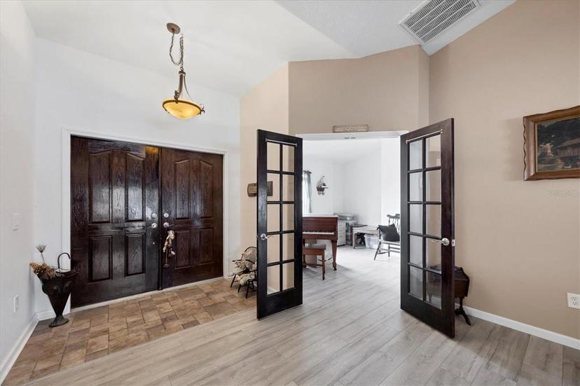 Picture of 10302 Reims Avenue, Englewood FL 34224