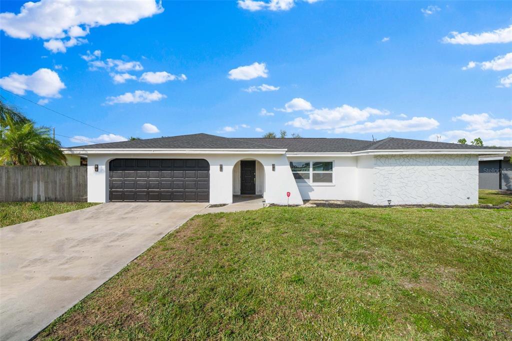 Picture of 4220 SE 1St Court, Cape Coral, FL 33904