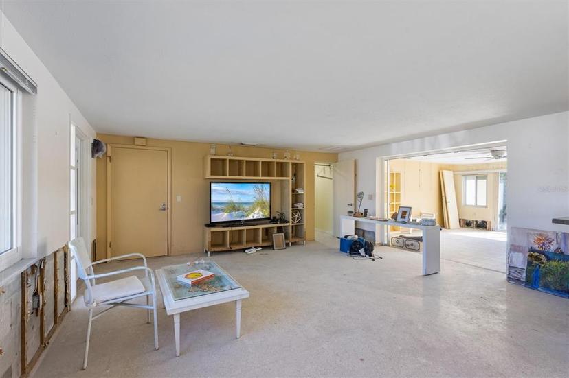 Picture of 207 82Nd Street, Holmes Beach FL 34217