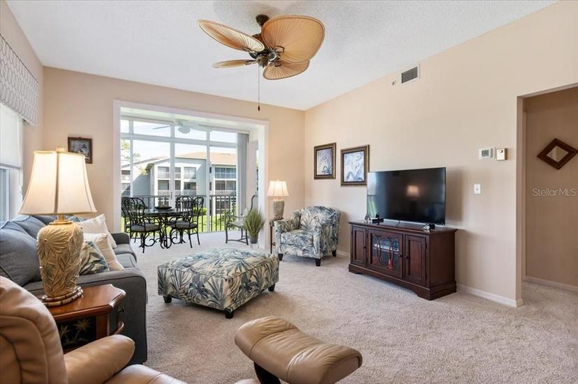 Picture of 9630 Club South Circle Unit 6208, Sarasota FL 34238