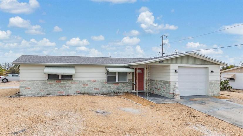 Picture of 1118 Excalibur Street, Holiday FL 34690