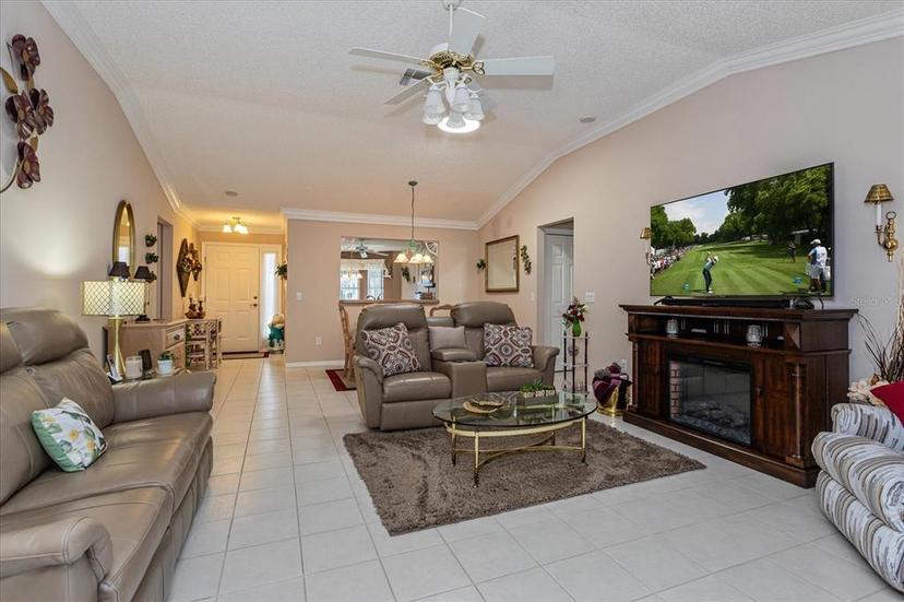 Picture of 2009 Salinas Avenue, The Villages FL 32159