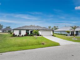 Picture of 16265 Juarez Cir, Punta Gorda, FL 33955
