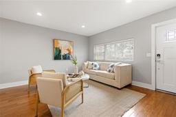 Picture of 3419 W Empedrado Street, Tampa, FL 33629