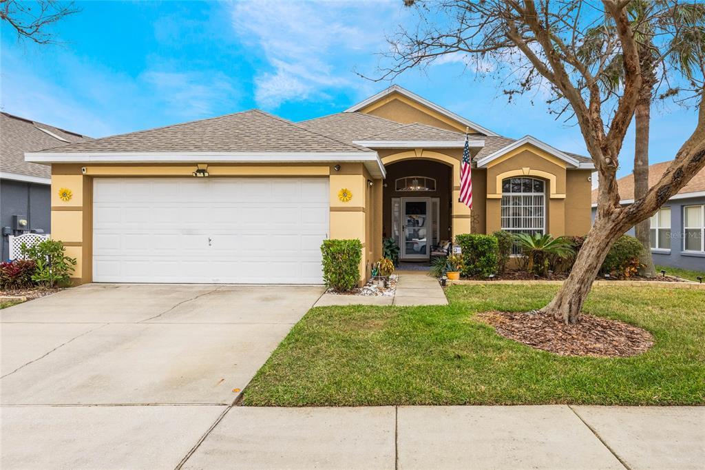 Picture of 130 Bloomingdale Drive, Davenport, FL 33897