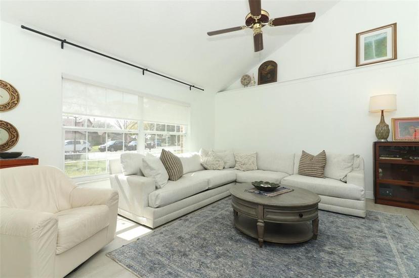 Picture of 5136 Stratemeyer Drive, Orlando FL 32839