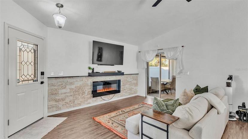 Picture of 5152 Belmont Park Way, Mulberry FL 33860