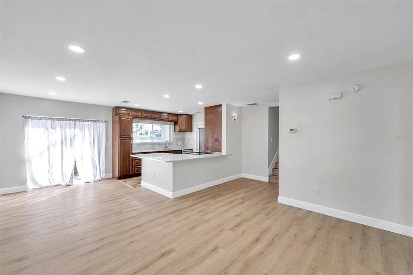 Picture of 6330 Woodspray Lane, Tampa FL 33617