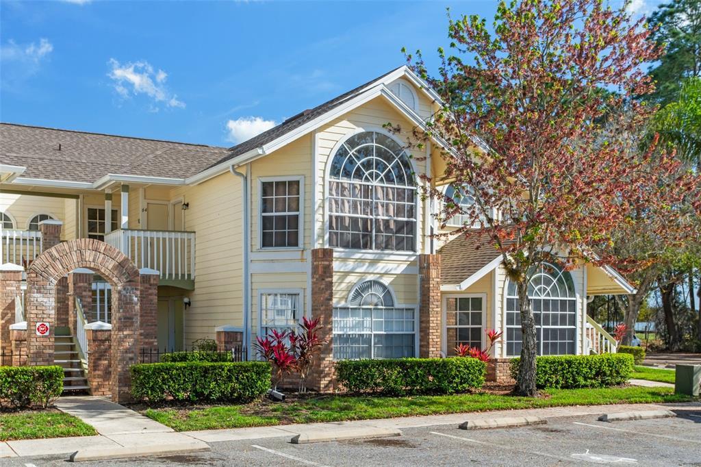Picture of 5006 Laguna Bay Circle Unit 64, Kissimmee, FL 34746