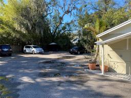 Picture of 911 N Donnelly Street, Mount Dora, FL 32757