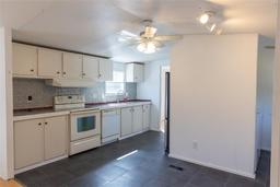 Picture of 3220 Acline Road, Punta Gorda, FL 33950