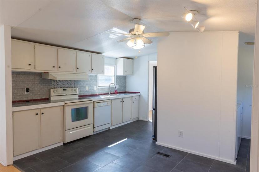 Picture of 3220 Acline Road, Punta Gorda FL 33950