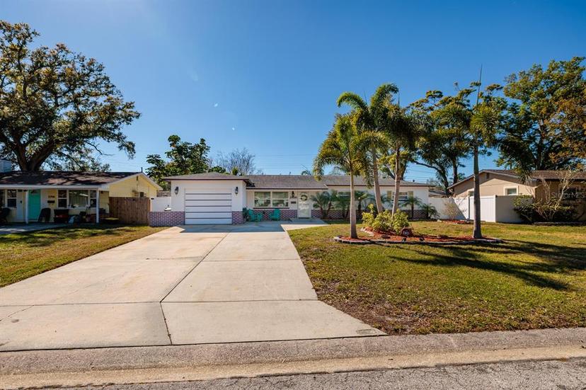 Picture of 2800 57Th Street N, St Petersburg FL 33710