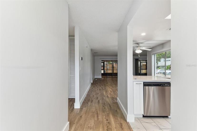 Picture of 211 Somerset Cirle N, Dunedin FL 34698