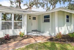 Picture of 530 Foxglove Road, Venice, FL 34293