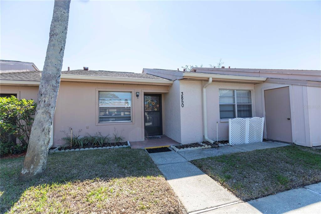 Picture of 3850 Staysail Lane Unit 3850, Holiday, FL 34691
