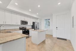 Picture of 14071 Heritage Landing Boulevard Unit 325, Punta Gorda, FL 33955
