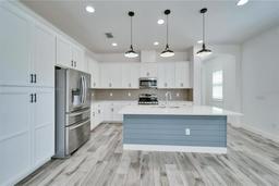 Picture of 729 Winterside Drive, Apollo Beach, FL 33572