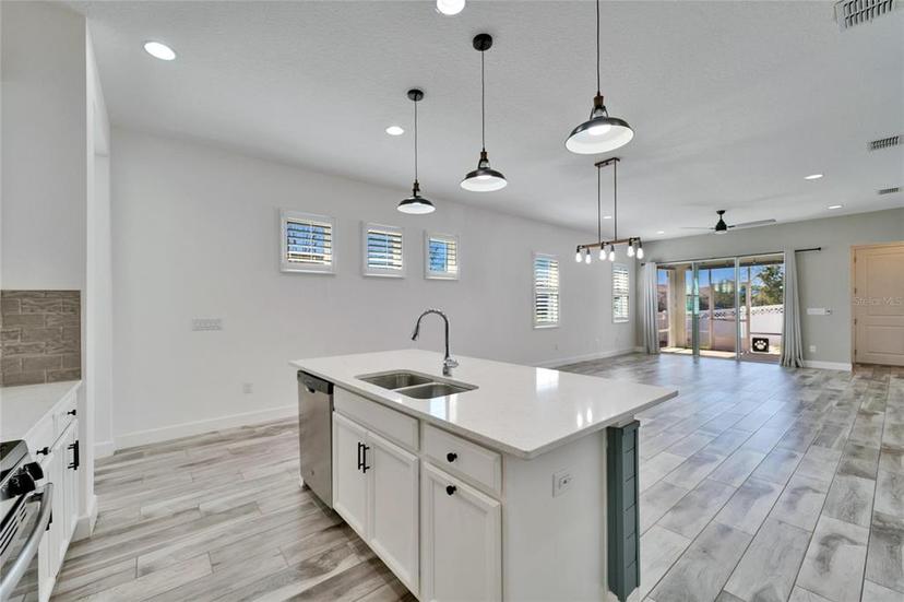 Picture of 729 Winterside Drive, Apollo Beach FL 33572
