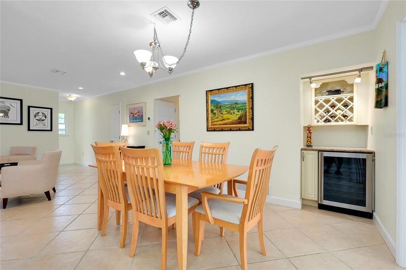 Picture of 705 Cadiz Road, Venice FL 34285