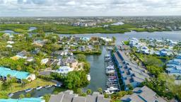 Picture of 1249 Dockside Place Unit 110, Sarasota, FL 34242