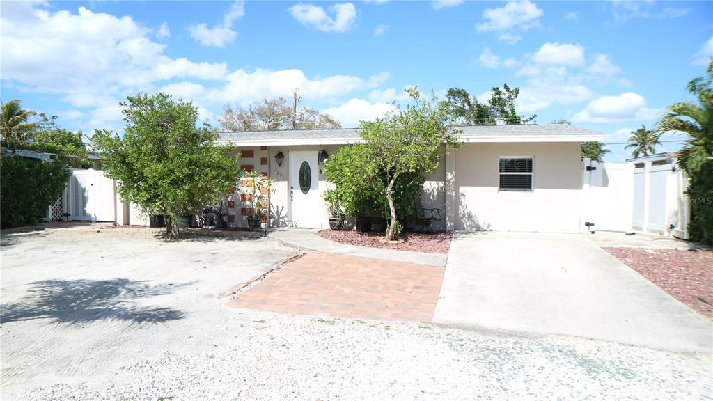 Picture of 2201 Coronet Street Unit 1, Fort Myers, FL 33907