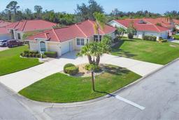 Picture of 8356 Creekview Ln, Englewood, FL 34224