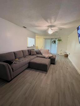 Picture of 501 SW 75Th Street Unit A8, Gainesville, FL 32607