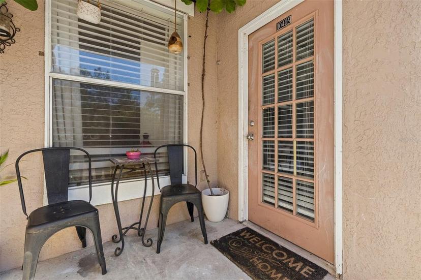 Picture of 10405 Villa View Circle Unit 10405, Tampa FL 33647