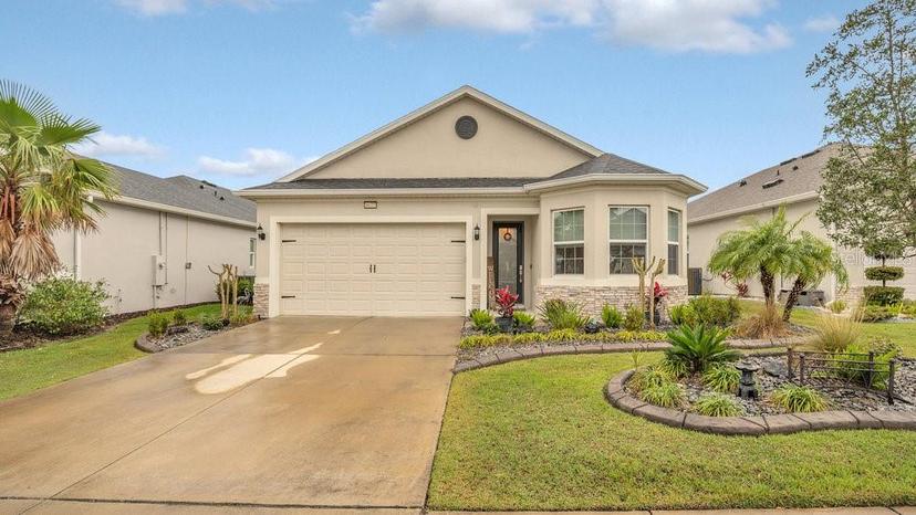 Picture of 8677 Bridgeport Bay Circle, Mount Dora FL 32757
