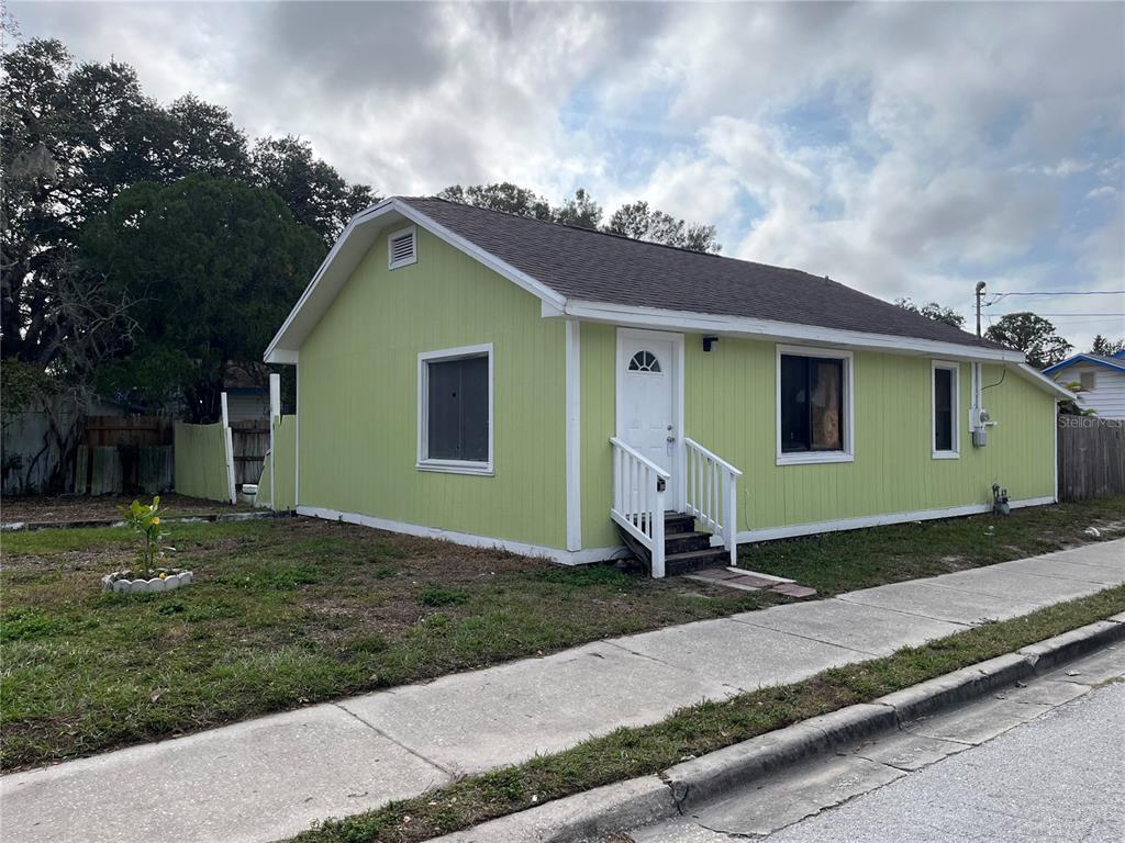 Picture of 1554 Tilley Avenue, Clearwater, FL 33756