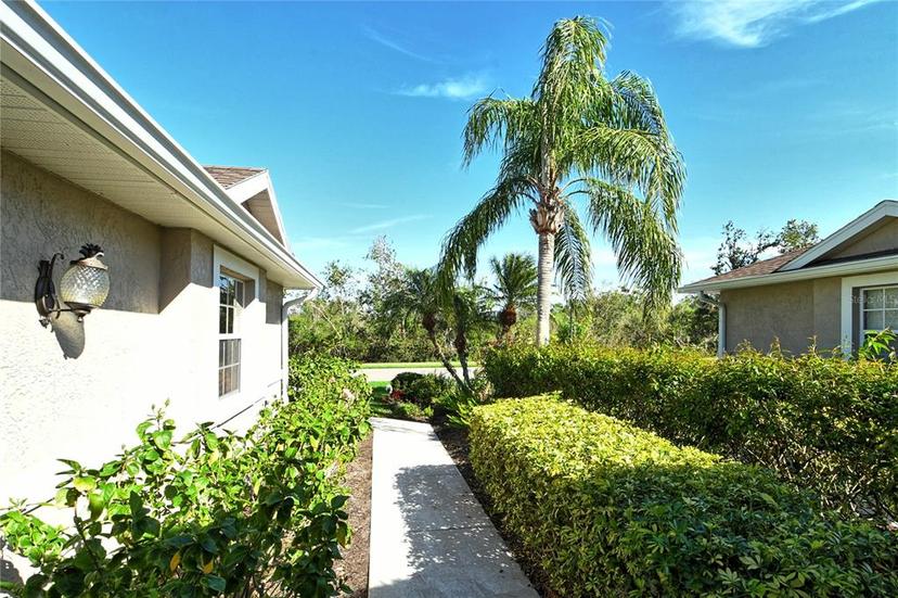Picture of 5283 Chase Oaks Drive, Sarasota FL 34241